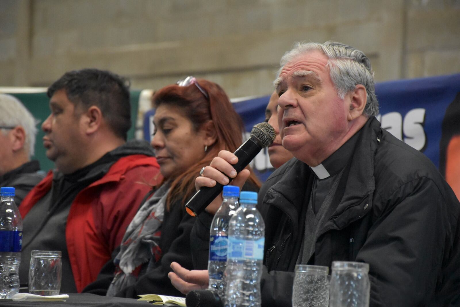 Convocatoria de Monseñor Ojea para analizar el narcotráfico en los barrios.