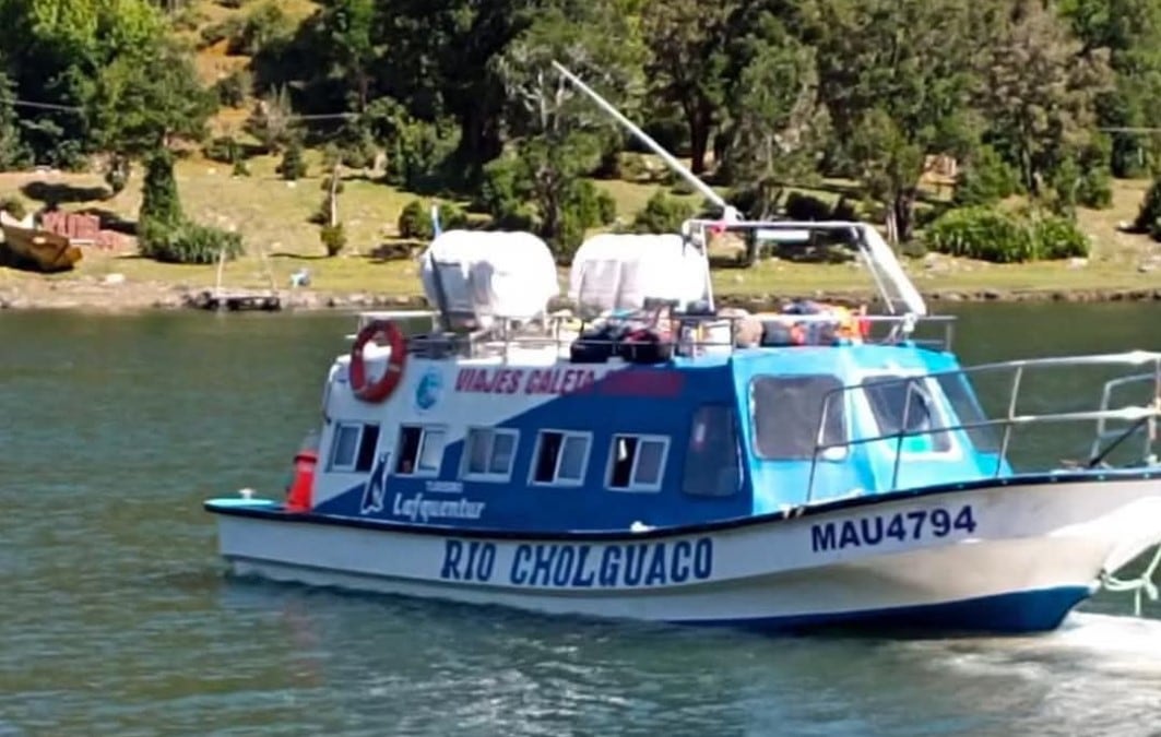 Las labores de búsqueda continuaron durante toda esta jornada, sumado a las diligencias que instruyó la Fiscalía para determinar las causas que provocaron este accidente marítimo