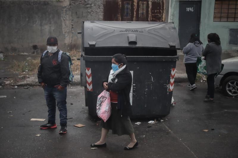 Las organizaciones del sur de la Ciudad de Buenos Aires, en especial de La Boca, advirtieron sobre el incremento de casos en la zona, las condiciones de hacinamiento y la falta de un protocolo específico para ese barrio.