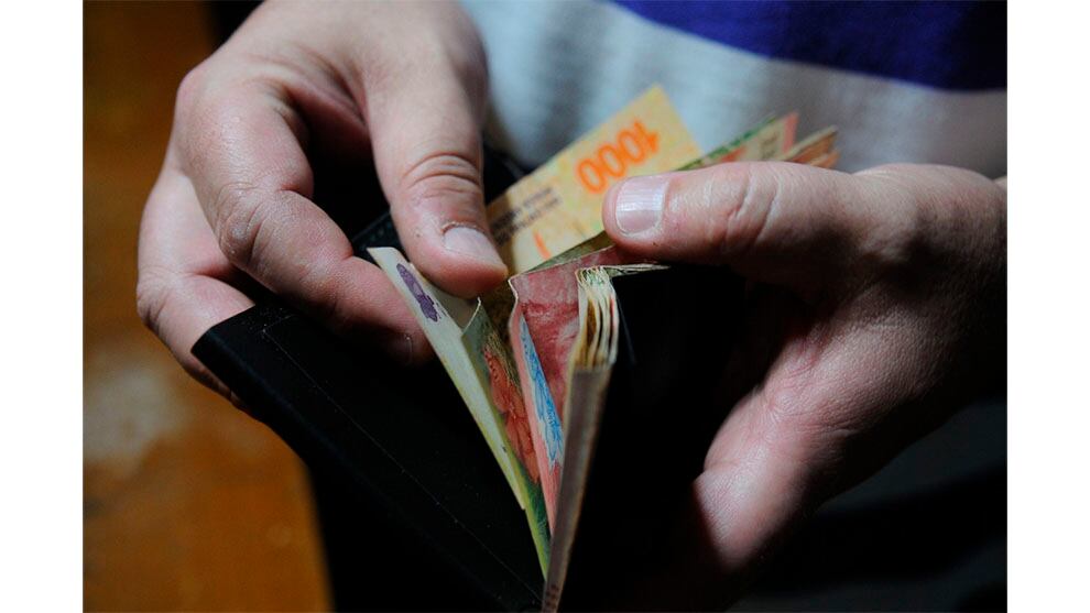 Con esta suba, la inflación minorista en los primeros diez meses del año acumuló un alza del 41,8% y en los últimos 12 meses un avance de 52,1%.