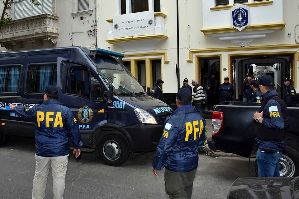 En mayo pasado, detuvieron a Lepwalts y otros policías.