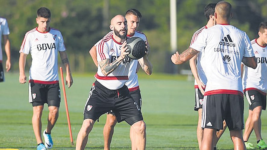 “Me presionaron para que firmara un nuevo contrato, pero les dije que iba a sentarme a hablar primero.”