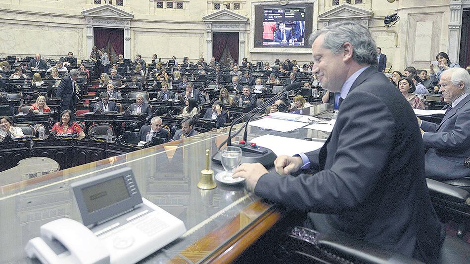 El presidente de la Cámara baja, Emilio Monzó, comenzó a reunirse ayer con los principales legisladores.