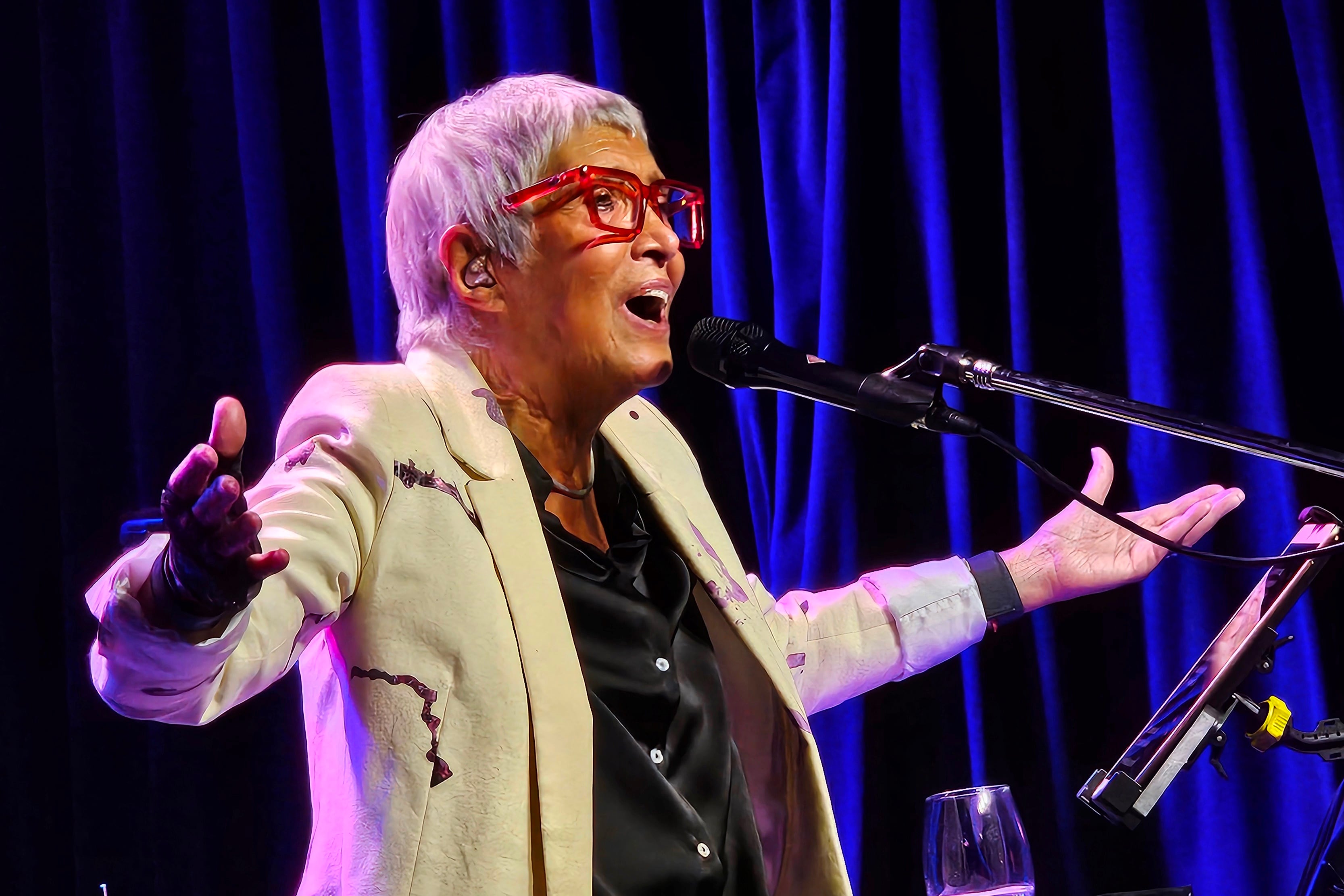 "Creo sinceramente que la música crea comunidad", dice Parodi.