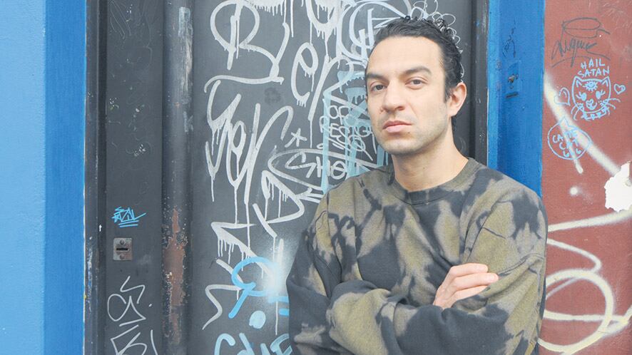 La necesidad de rendir y el totalitarismo de la imagen atraviesan el espectáculo de Garay.