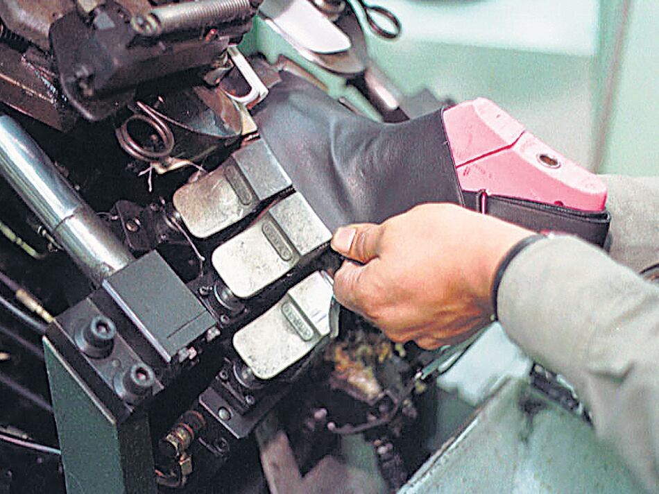 El rubro metal, calzado y marroquinería retrocedió 14,6 por ciento en abril.