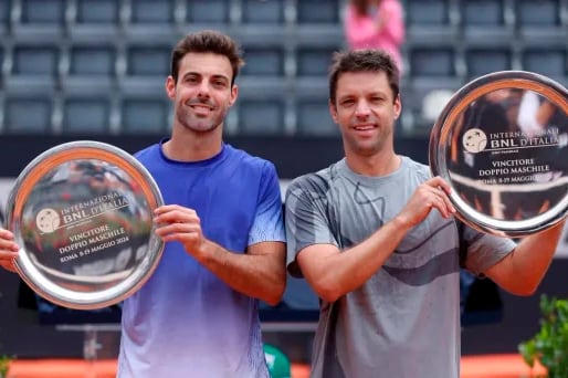 Zeballos y Granollers con el título de Roma en sus manos.
