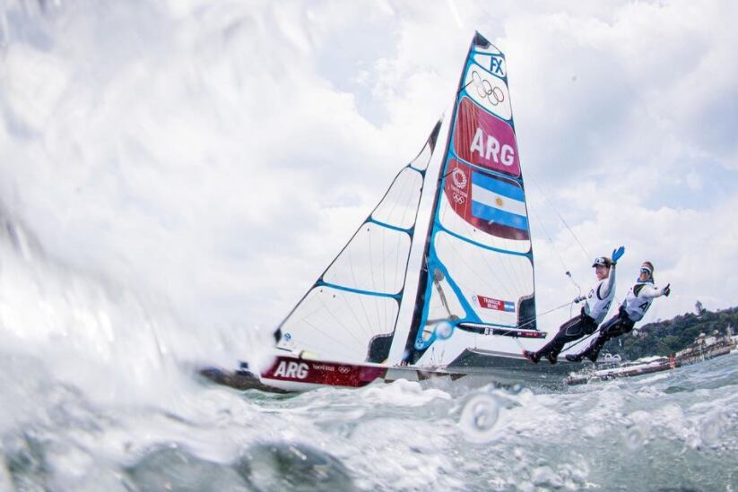 La dupla bonaerense de Victoria Travascio y María Sol Branz, en el agua.