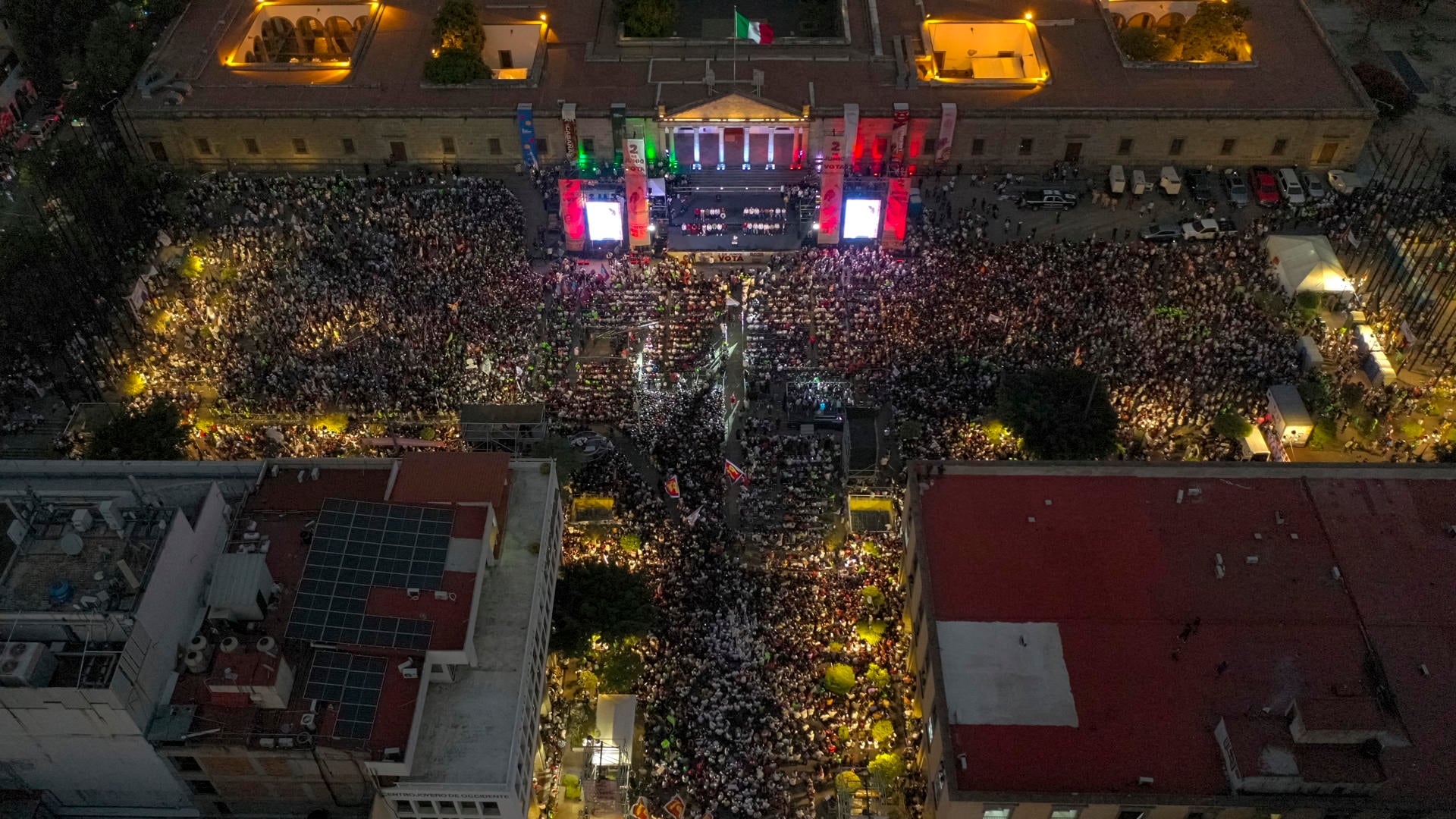 Acto de la candidata oficialista Claudia Sheinbaum, en Guadalajara.
