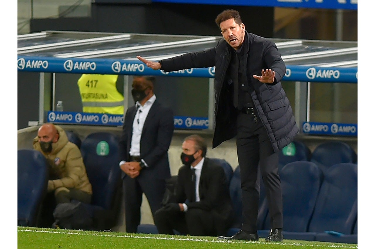 Diego Simeone comanda a uno de los punteros de la Liga de España.
