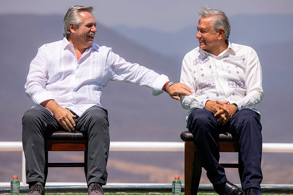 Fernández junto a López Obrador durante el acto en el estado de Guerrero. 