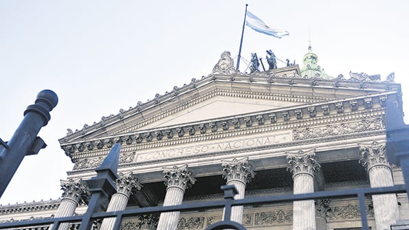 El kirchnerismo intentará avanzar en la Comisión bicameral de Trámite Legislativo para voltear el DNU.
