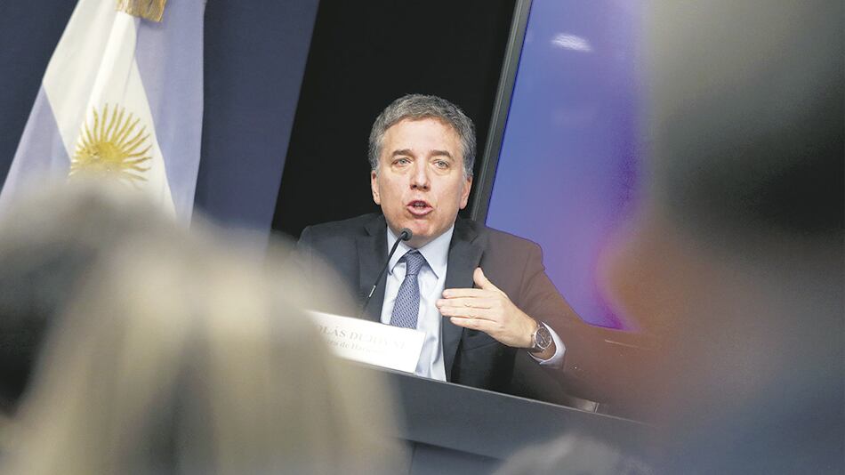 Nicolás Dujovne, ministro de Hacienda. Saldo primario positivo que no llega a pagar los intereses.