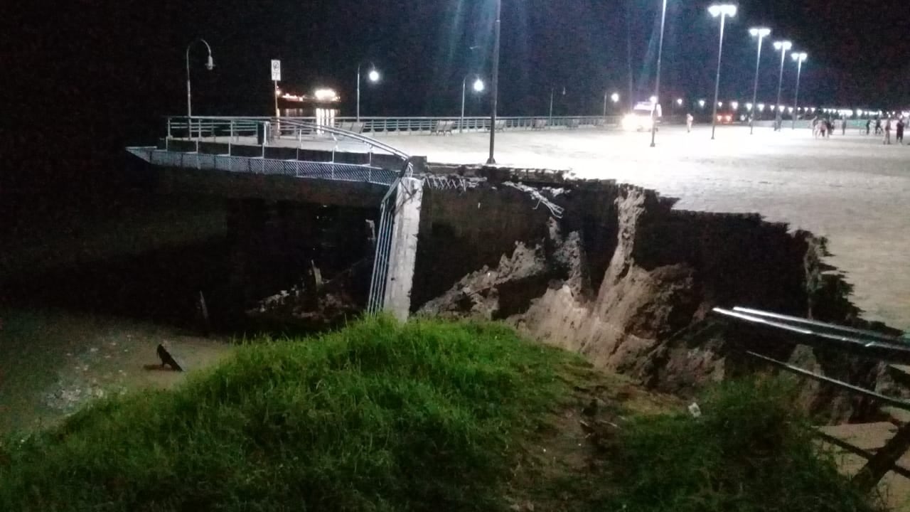 Así quedó el muelle tras el derrumbe. 