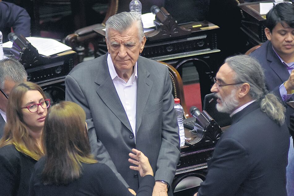 Gioja dijo que veía posible “todo tipo de reuniones” en el PJ.