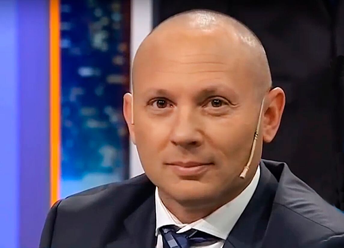 El aduanero, vecino de D´Alessio en el country Saint Thomas, afirmó que los aprietes incluyeron notas periodísticas que lo involucraban en la denominada “Mafia de los Contenedores”.