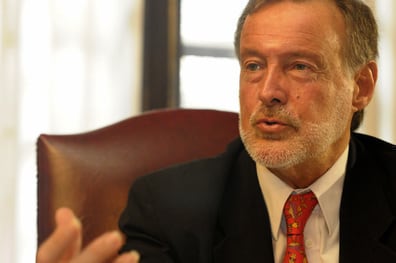 Bielsa es el presidente de la empresa que administra 33 aeropuertos en todo el país. 