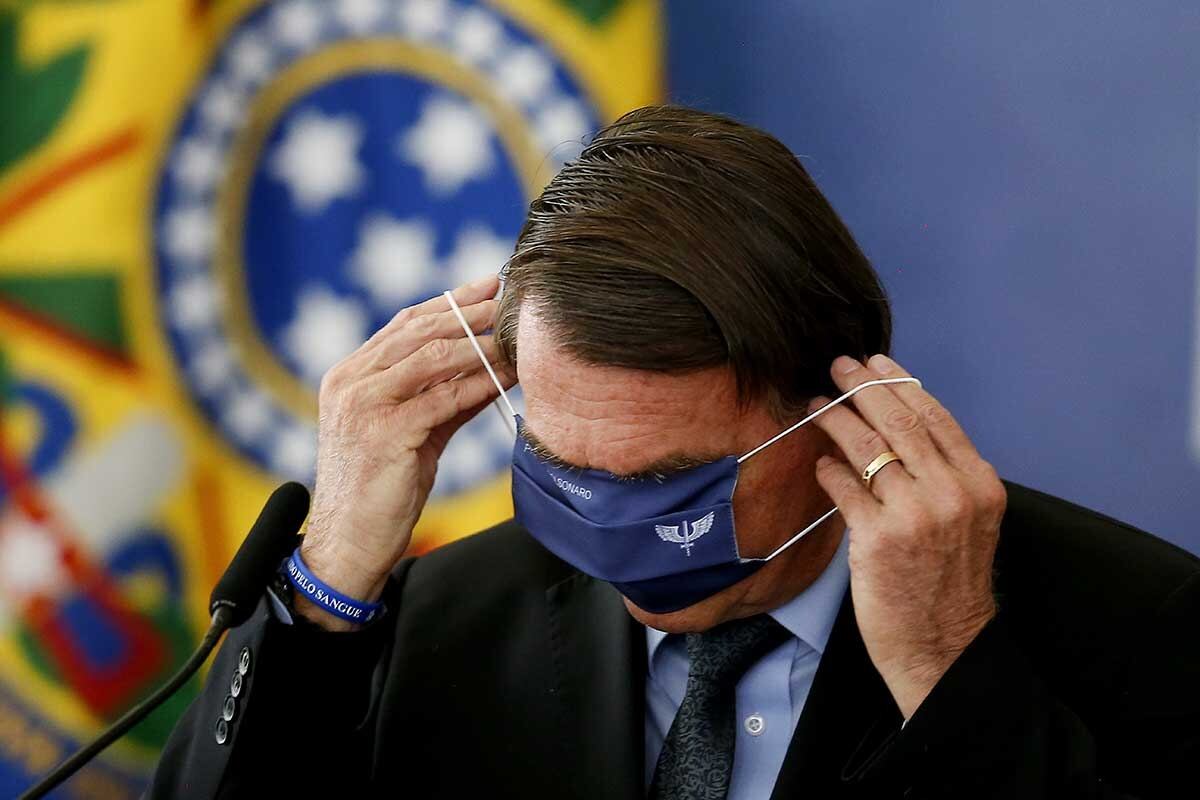 Investigan si Bolsonaro falsificó su certificado de vacunación para entrar a EE.UU.