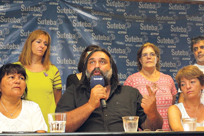 Baradel dijo que en Buenos Aires pedirán un 35 por ciento de aumento.