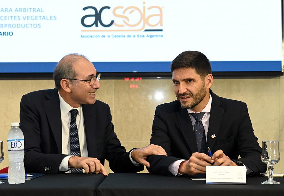 El presidente de la Bolsa de Rosario y el gobernador Pullaro