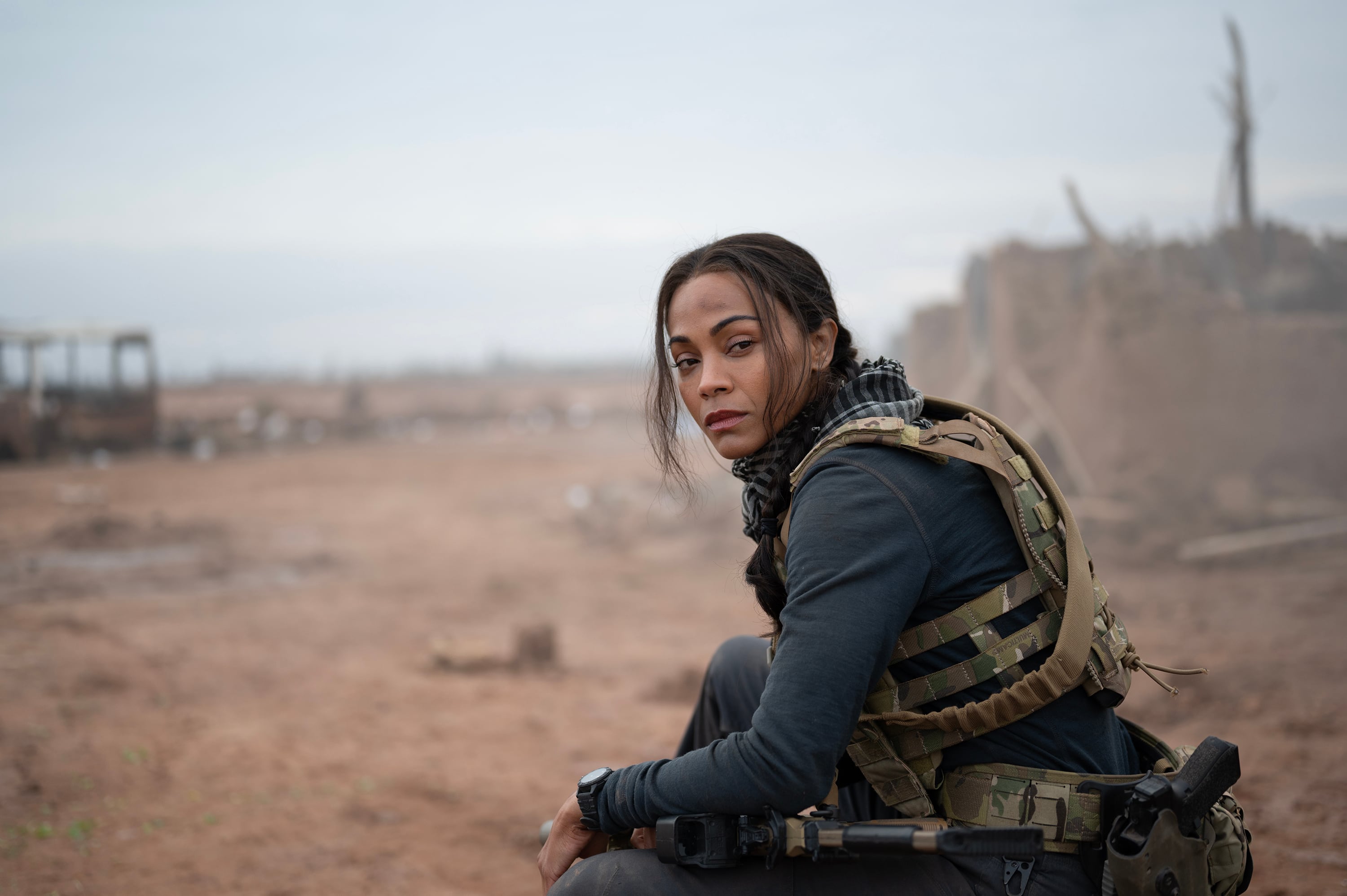 Saldaña es una marine raider reclutada por la CIA.