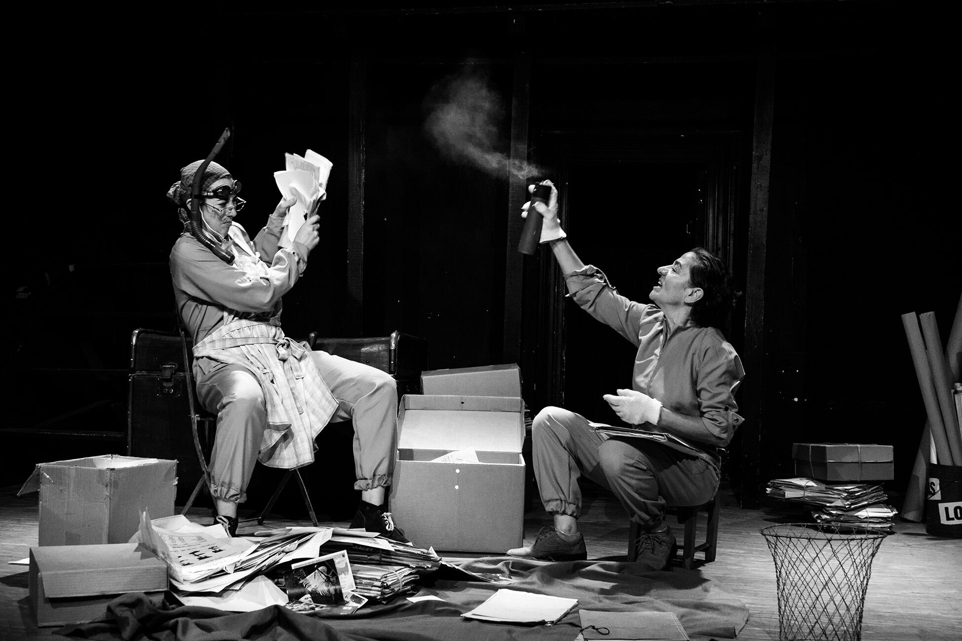 Una comedia dramática, con ritmo intenso, contenido político y humano, expresado con humor y sutilezas.