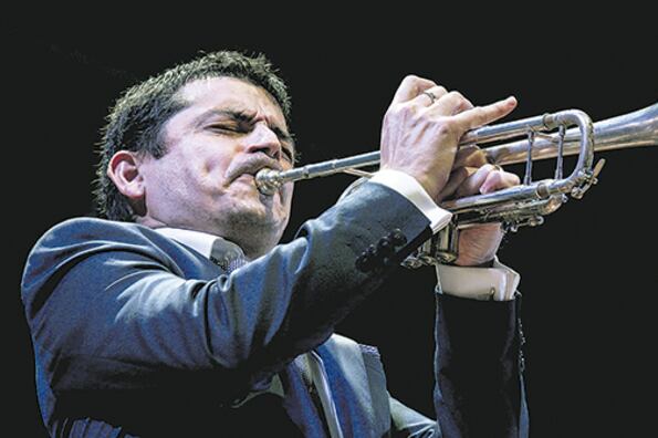 El cordobés Loiácono se dio el gusto de grabar con algunos de sus “ídolos de siempre”.