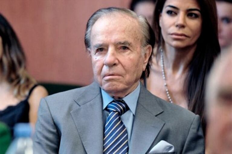 Menem está a seis meses de quedarse sin fueros que lo protejan.