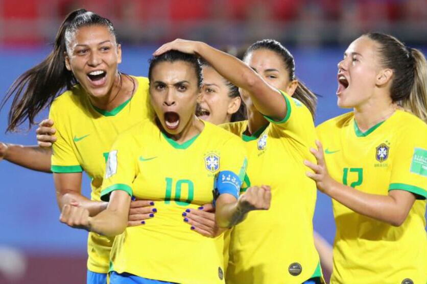 Marta, símbolo de la selección brasileña, que tendrá los mismos viáticos que Neymar y cía.