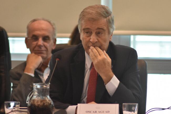 “Estamos tratando de ser lo mas transparente que podamos", dijo Aguad ante las críticas de los diputados opositores.