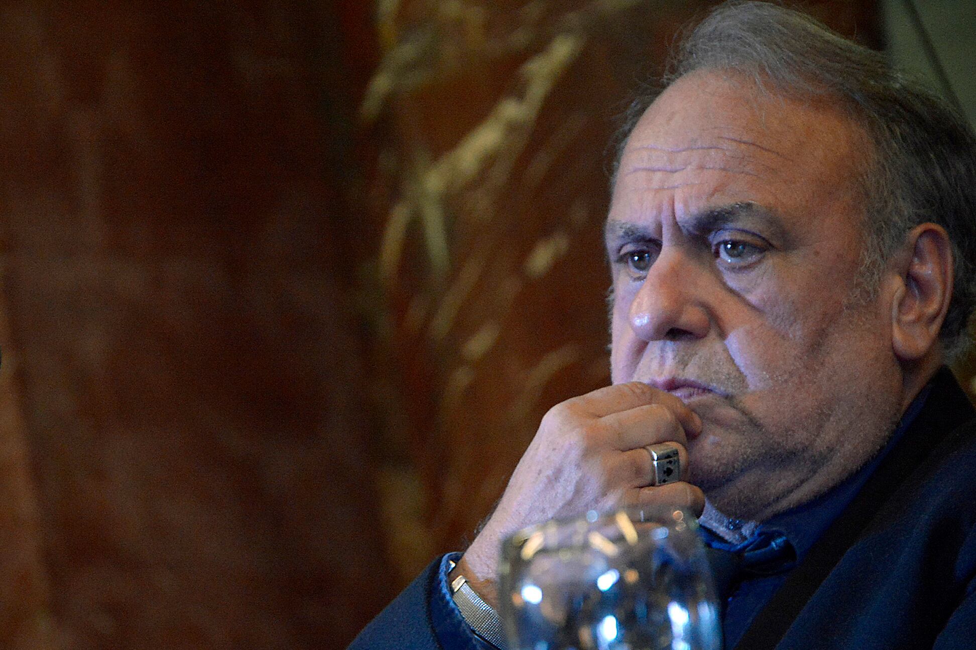 Alemán manifestó una “emoción enorme” por el reconocimiento de la Universidad a su labor.