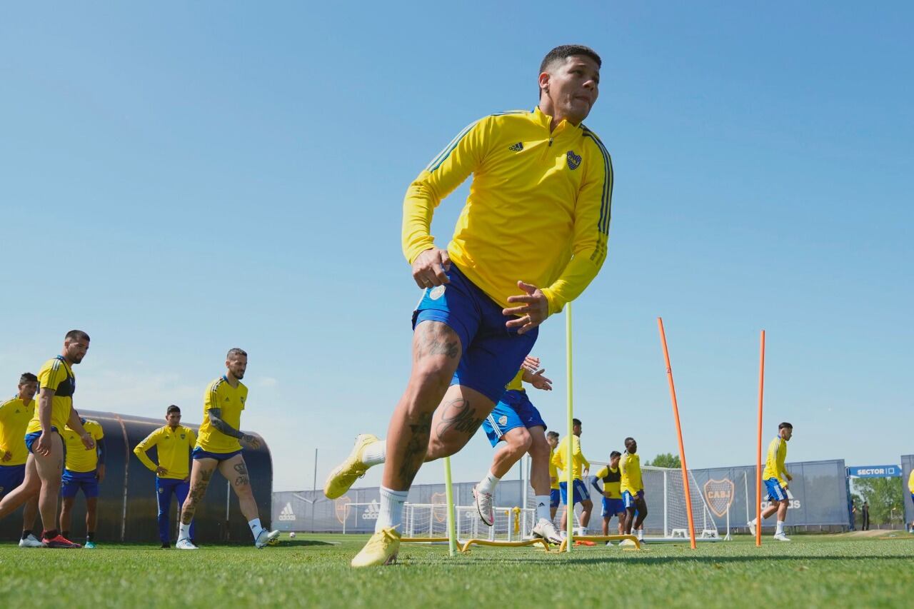 Rojo se prepara para volver al Xeneize frente al Verde 