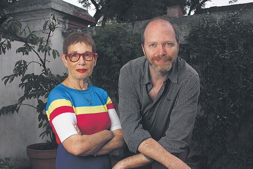 “Como editores nos propusimos evitar que fuera leído en sentido coyuntural”, explica el dúo.