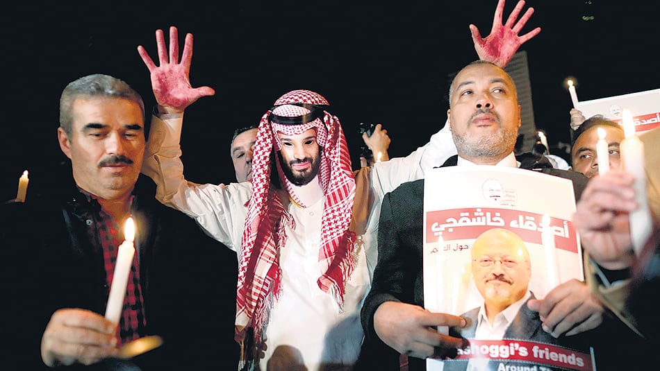Protesta frente al consulado de Arabia Saudita en Estambul adonde Khashoggi fue llevado con engaño.