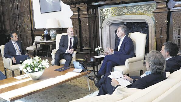 Mauricio Macri recibió ayer a directivos de Shell. En una entrevista, trazó un diagnóstico que colisiona con la realidad.