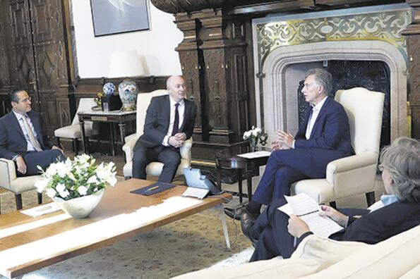 Mauricio Macri recibió ayer a directivos de Shell. En una entrevista, trazó un diagnóstico que colisiona con la realidad.