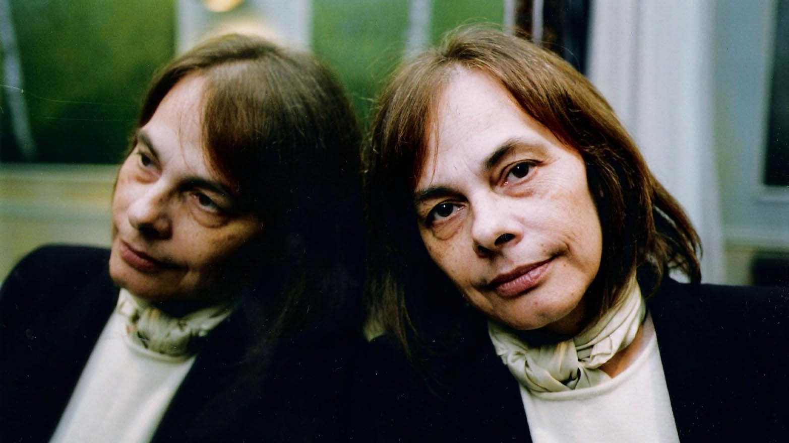 “Siento una emoción tan fuerte que corro el riesgo de que sea la última”, dijo la escritora al recibir la noticia.