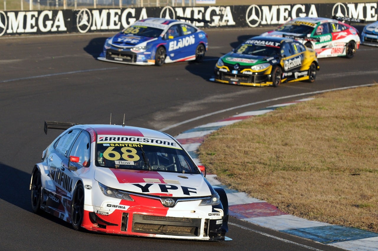 Santero dominó con su Toyota en la prueba clasificatoria