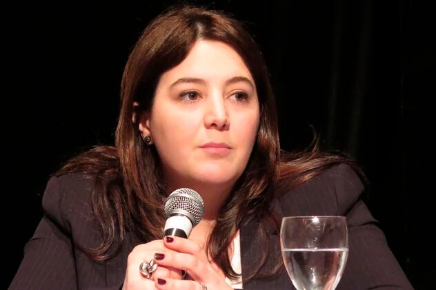 La fiscal María Alejandra Mangano informó sobre el allanamiento.