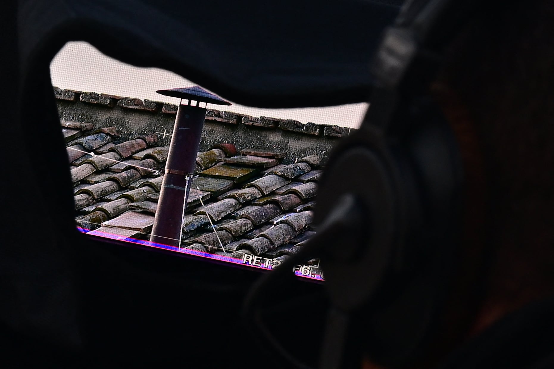 La chimenea que anunciará con humo blanco al nuevo jefe de la Iglesia Católica. 