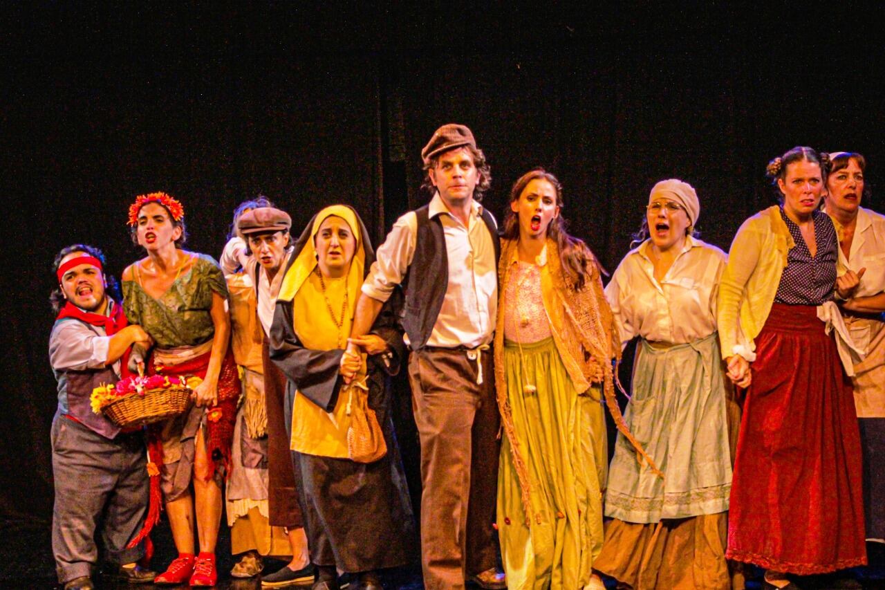 La puesta toma el tema de una de las primeras huelgas en Buenos Aires.