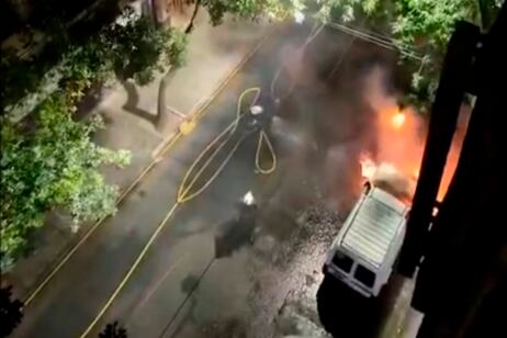 En Matheu al 100, frente a la sede del PJ, hubo un ataque de quemacoches