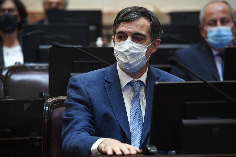 El senador esteban Bullrich padece de Esclerosis Lateral Amiotrófica (ELA).
