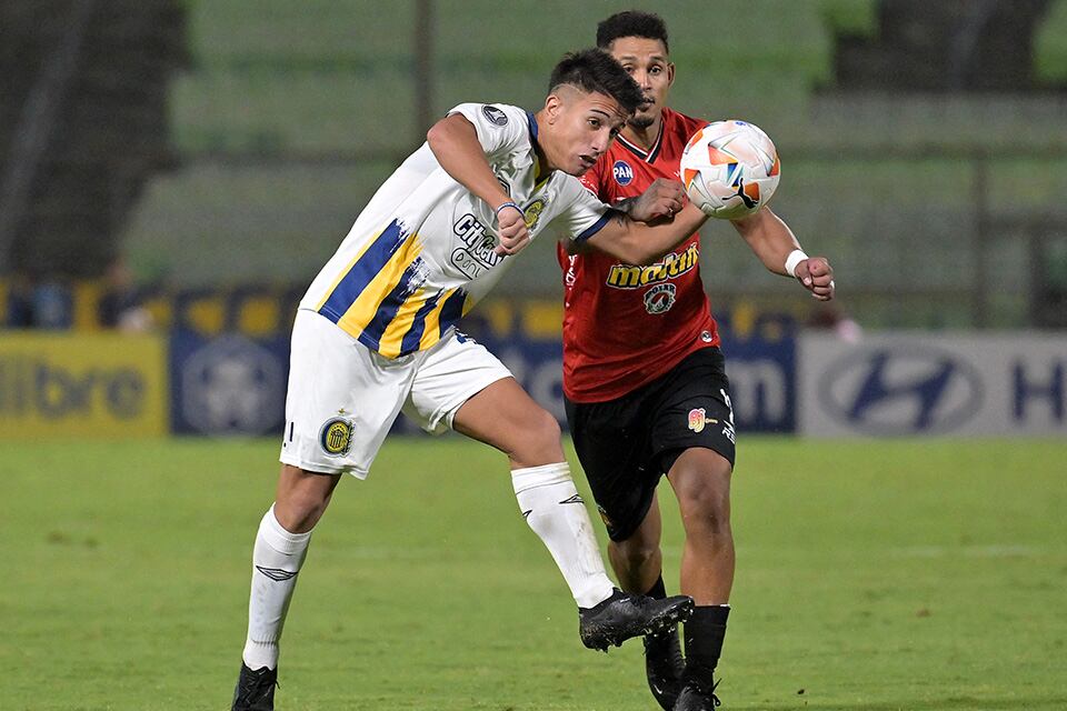 Central se mantuvo en posición ofensiva por el trabajo de Ortiz.