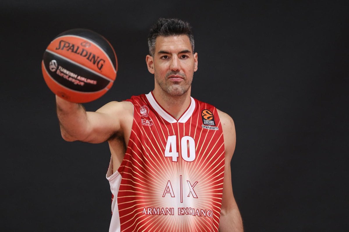 Scola, con la camiseta que jugó sus últimos partidos, en la Euroliga.