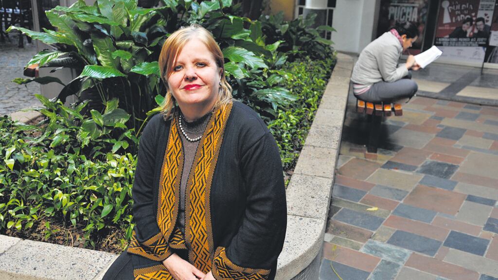 “Es una mezcla de performance y teatro”, dice Alvarado.