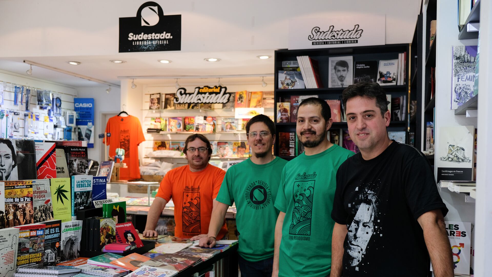 Sudestada difunde información y análisis sobre el aborto, los agrotóxicos, el terrorismo financiero y el rock.