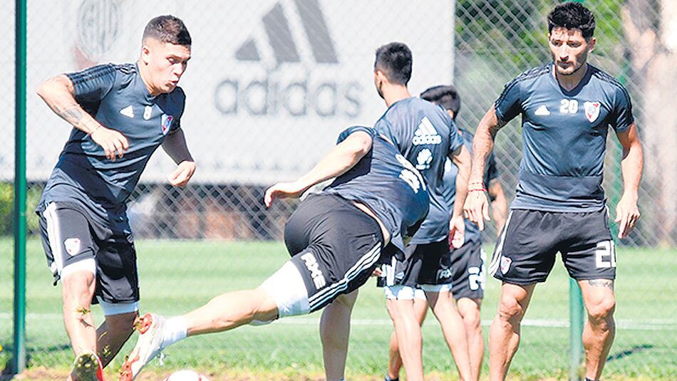 Entrenamiento de los jugadores de River.