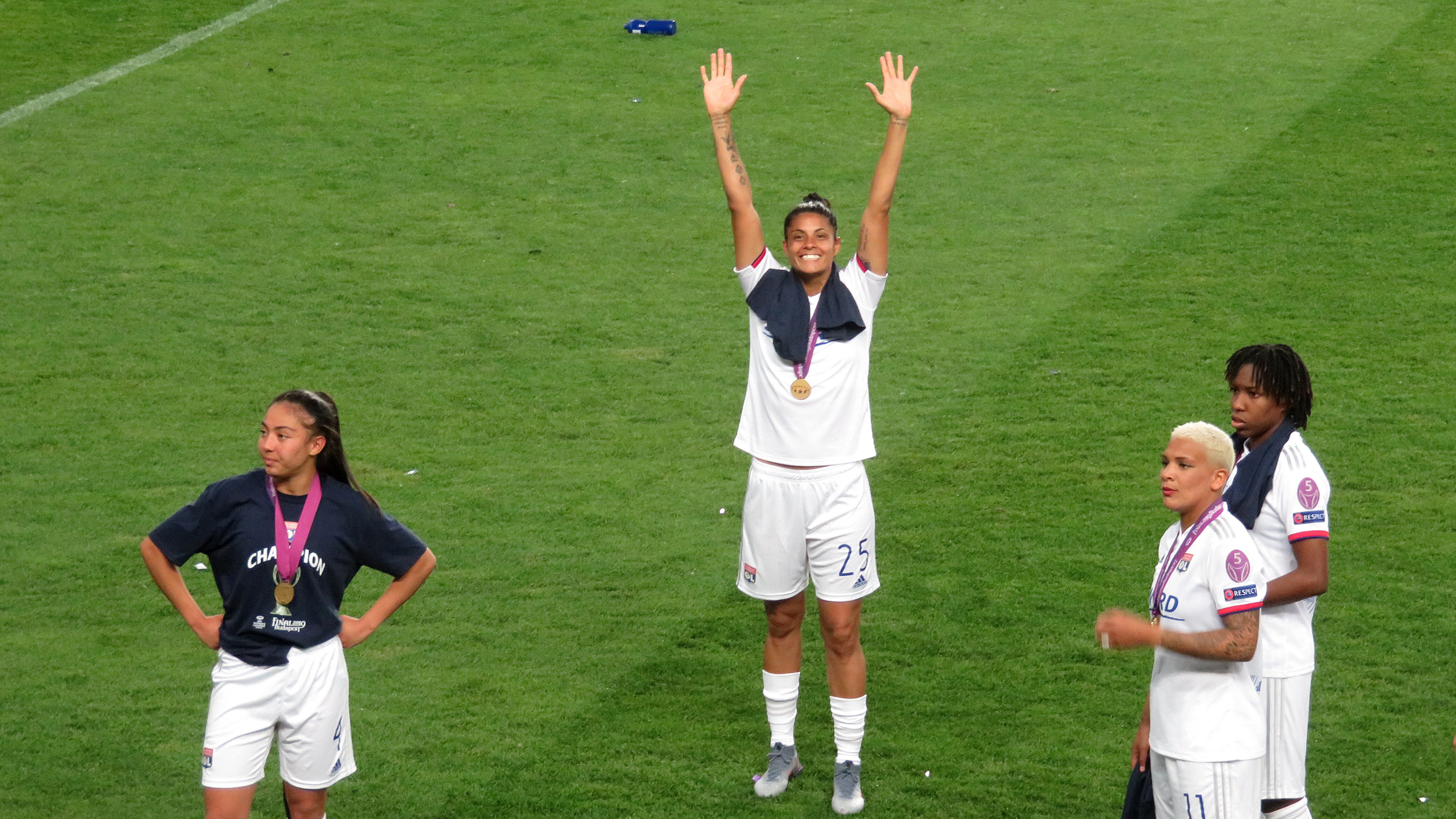 La entrerriana Soledad Jaimes durante los festejos de Olympique Lyon.