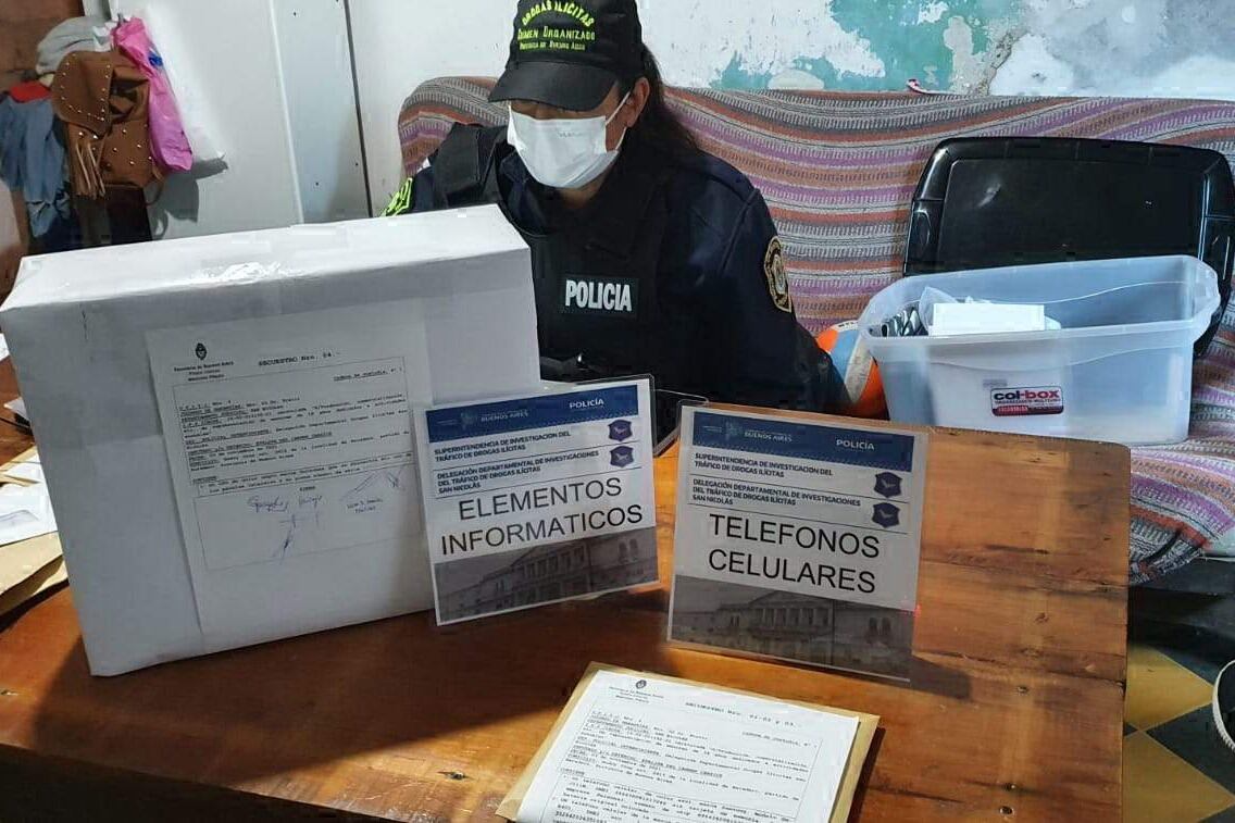 Secuestraron 61 notebooks, 20 tablets, 40 PC, 118 teléfonos y otros dispositivos.
